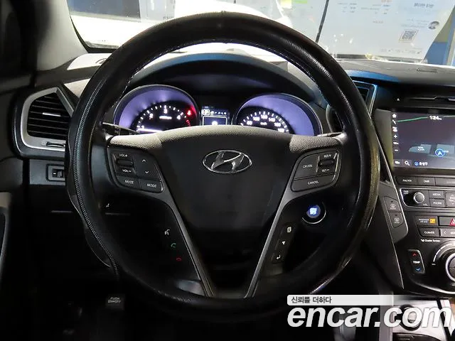 Hyundai Santa Fe 2015 thumb 8