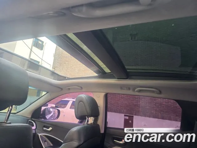 Hyundai Santa Fe 2013 thumb 5