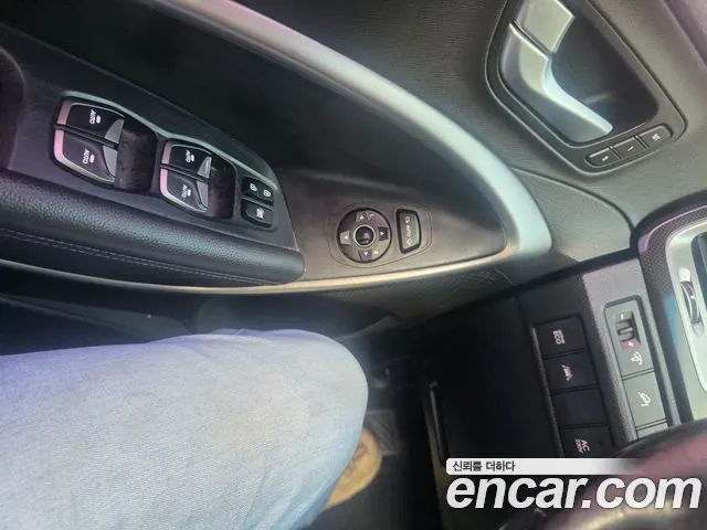 Hyundai Santa Fe 2013 thumb 11