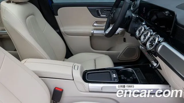 Mercedes-Benz GLB 2025 thumb 9