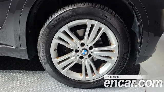 BMW X5 2014 thumb 5