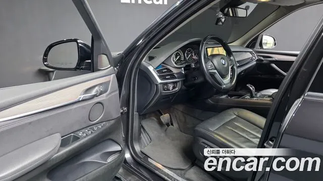 BMW X5 2014 thumb 10