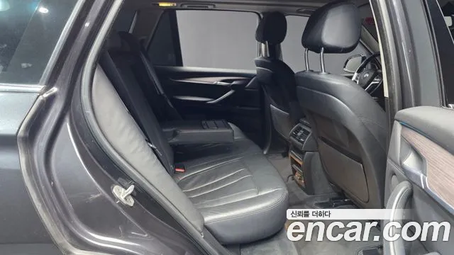 BMW X5 2014 thumb 12