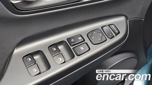 Hyundai Kona 2018 thumb 12