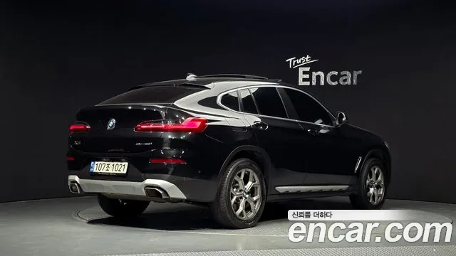 BMW X4 2021 thumb 2