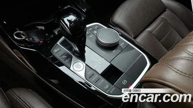 BMW X4 2021 thumb 9