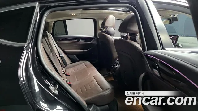 BMW X4 2021 thumb 12