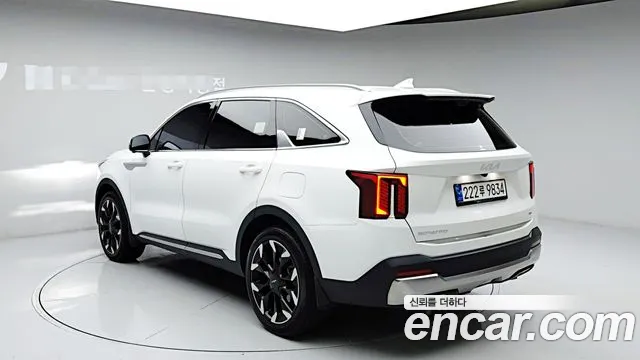 Kia Sorento 2024 thumb 4