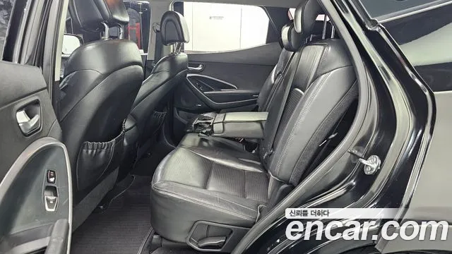 Hyundai Santa Fe 2012 thumb 12
