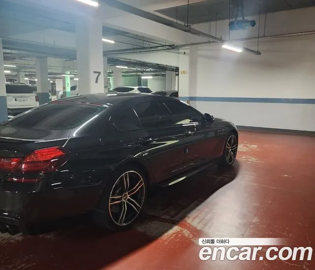 BMW 6-Series 2017 thumb 2