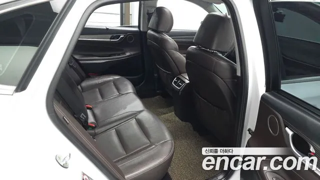 Hyundai Grandeur 2018 thumb 12