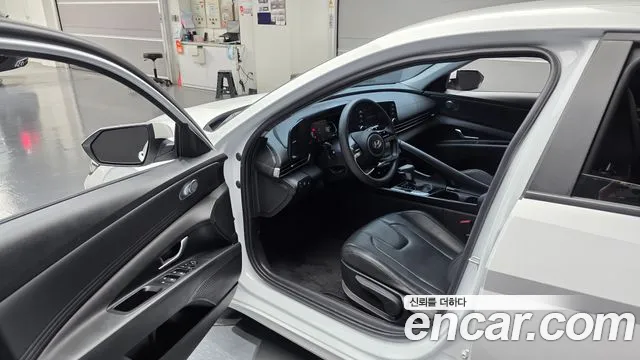 Hyundai Avante 2023 thumb 10