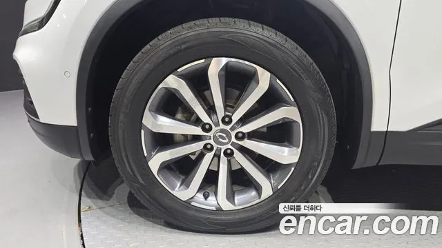 Renault-KoreaSamsung Koleos 2019 thumb 5