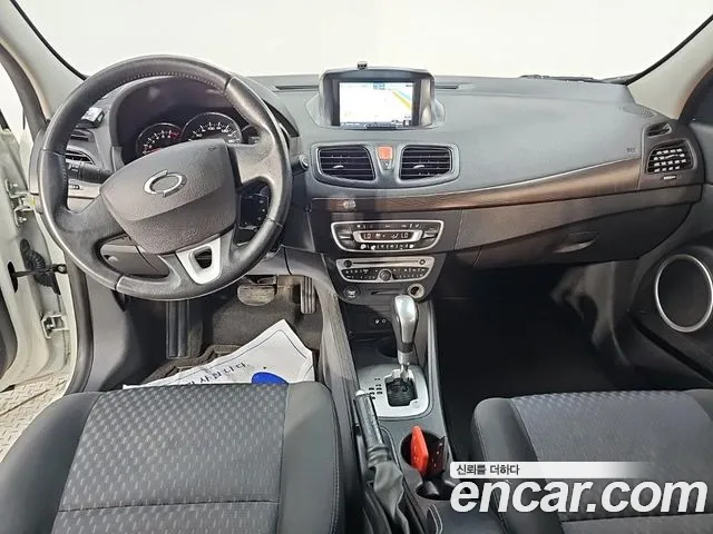 Renault-KoreaSamsung Fluence 2010 thumb 5