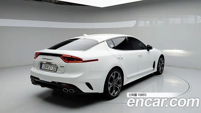 Kia Stinger 2019 thumb 6