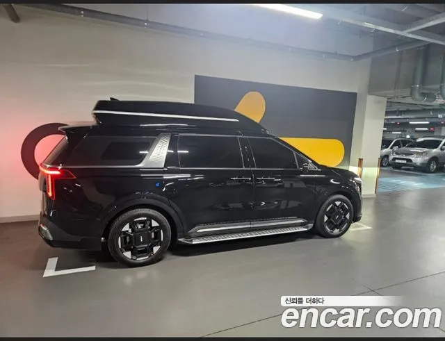 Kia Carnival 2024 thumb 8