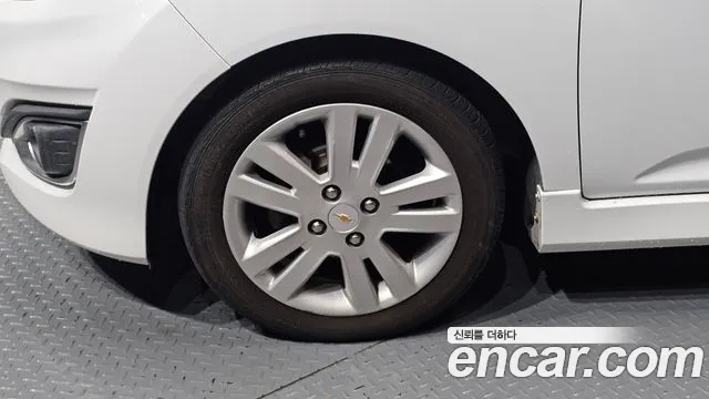 ChevroletGMDaewoo Spark 2013 thumb 5