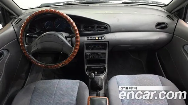 Kia Avella 1996 thumb 6