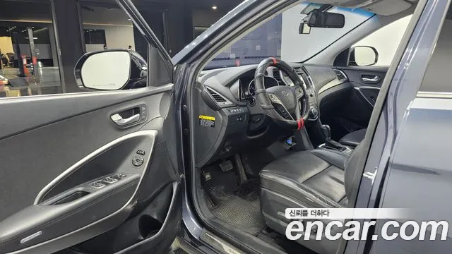Hyundai Santa Fe 2015 thumb 10