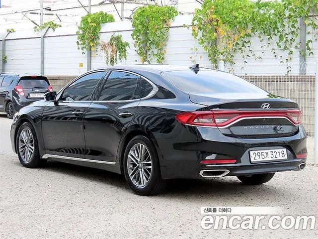 Hyundai Grandeur 2016 thumb 3