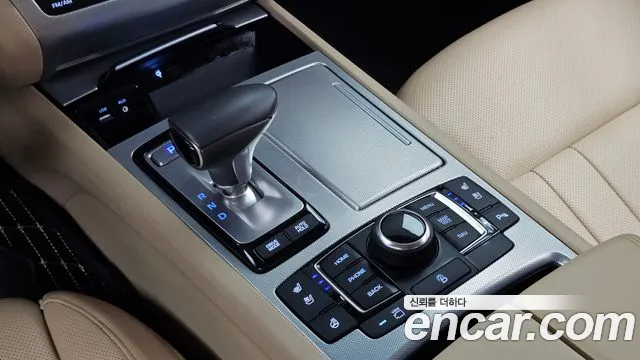 Genesis G80 2016 thumb 9