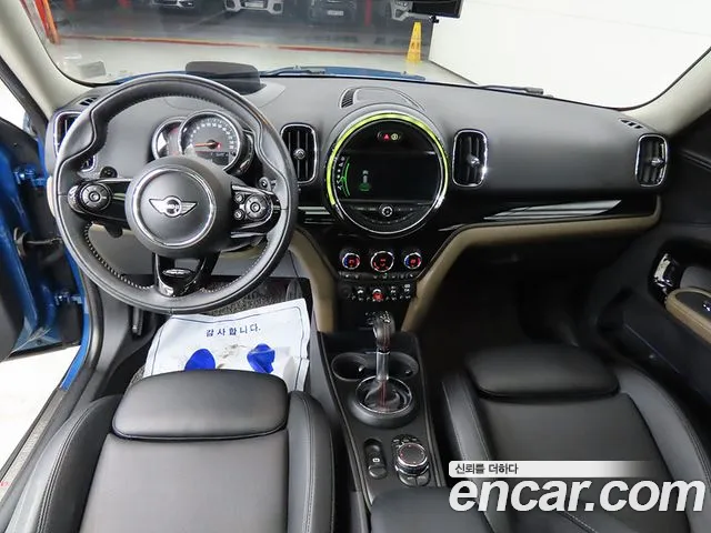 MINI Countryman 2018 thumb 7