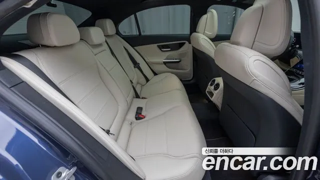 Mercedes-Benz C-Класс 2025 thumb 10