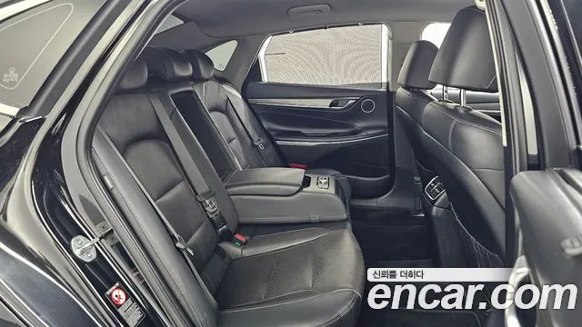Hyundai Grandeur 2017 thumb 11