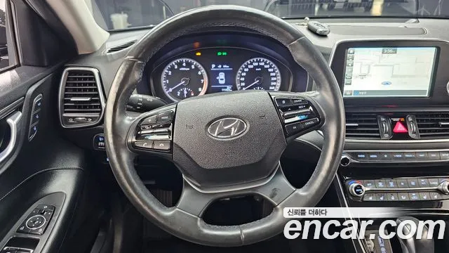 Hyundai Grandeur 2017 thumb 12