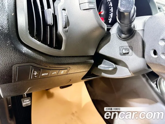 Kia Sportage 2012 thumb 9