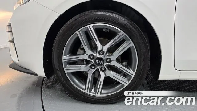 Kia K3 2019 thumb 5