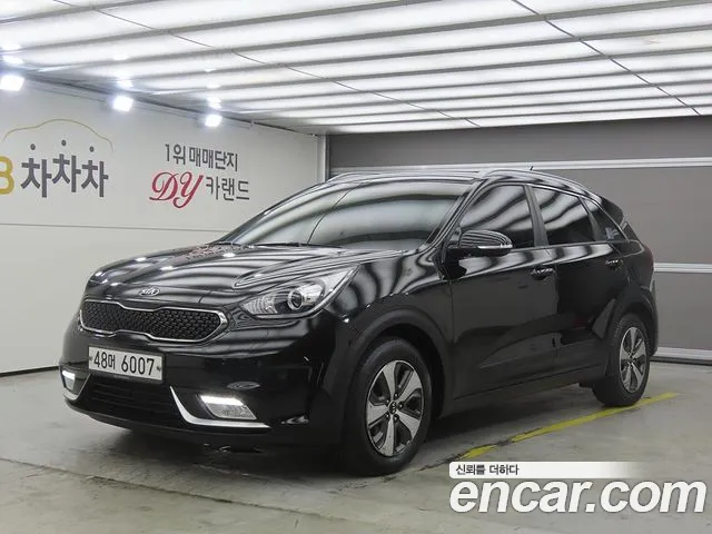 Kia Niro 2017 thumb 12