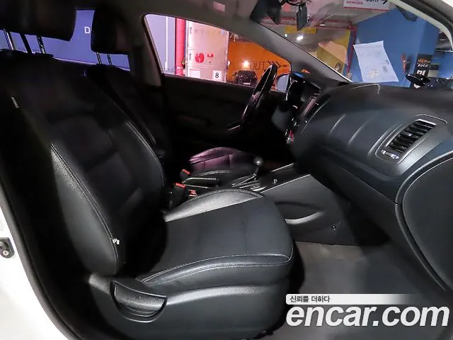Kia K3 2014 thumb 8