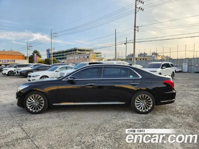 Genesis G90 2016 thumb 6