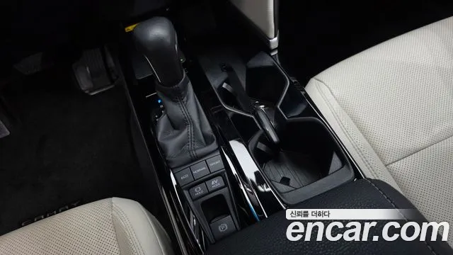 Toyota Camry 2025 thumb 8