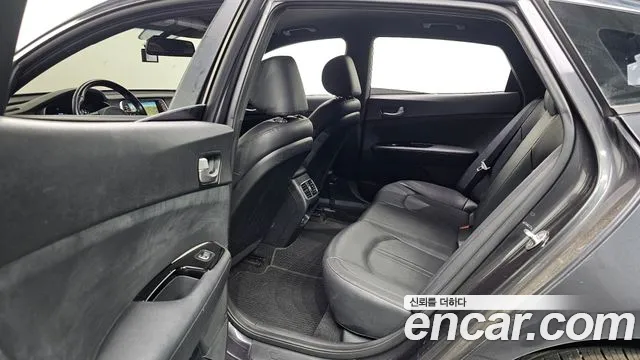 Kia K5 2016 thumb 11