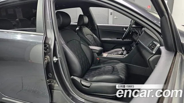 Kia K5 2016 thumb 12
