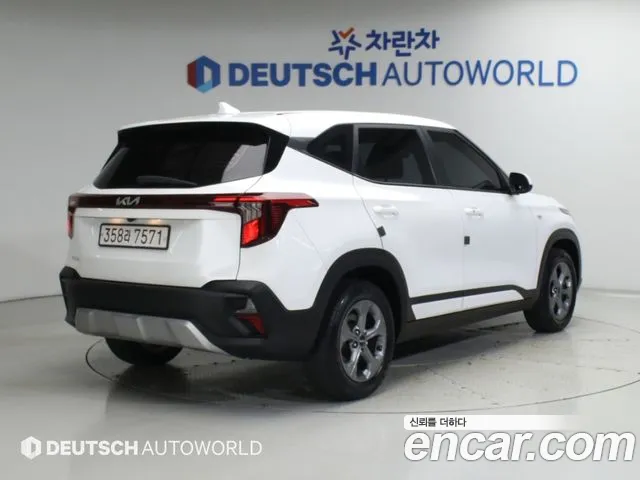 Kia Seltos 2023 thumb 4
