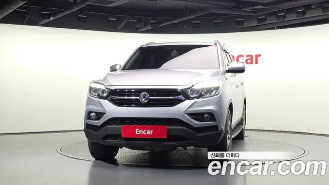 KG_Mobility_Ssangyong Rexton 2018 thumb 3