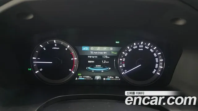 KG_Mobility_Ssangyong Rexton 2018 thumb 8