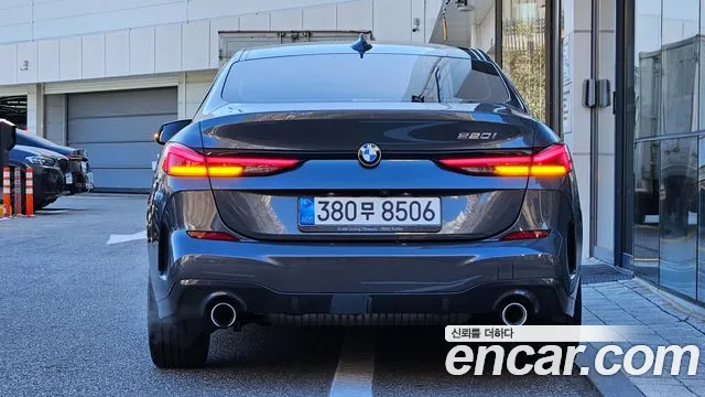 BMW 2-Series 2021 thumb 4