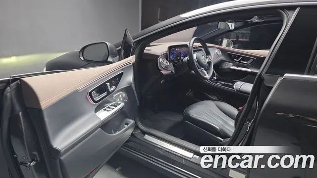 Mercedes-Benz EQE 2022 thumb 10