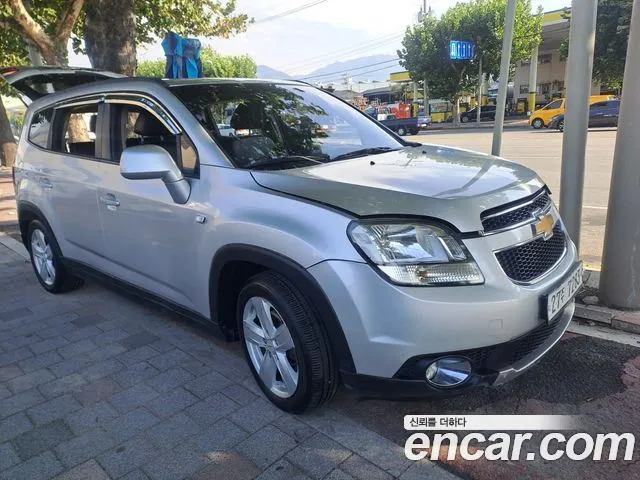 ChevroletGMDaewoo Orlando 2012 thumb 2