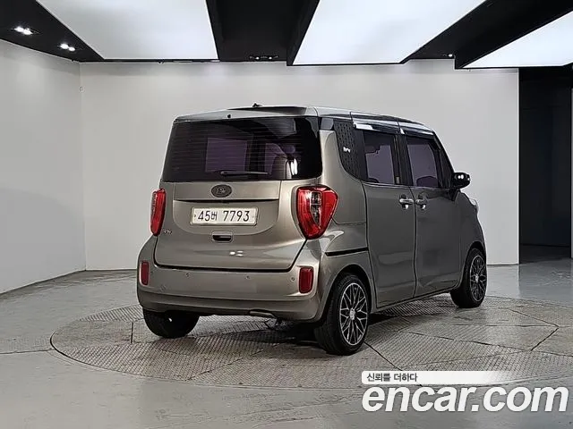 Kia Ray 2012 thumb 4