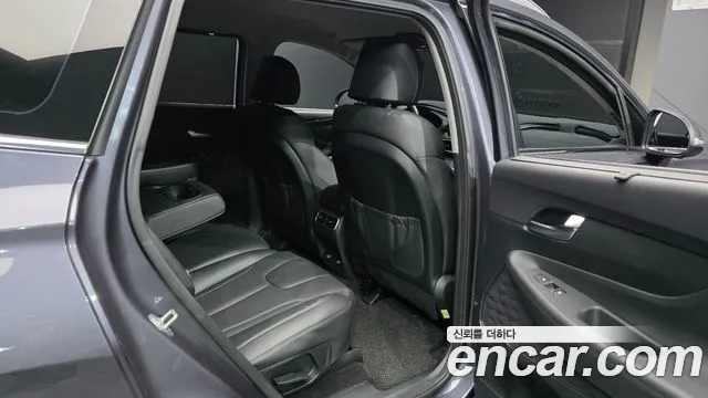 Hyundai Santa Fe 2021 thumb 12