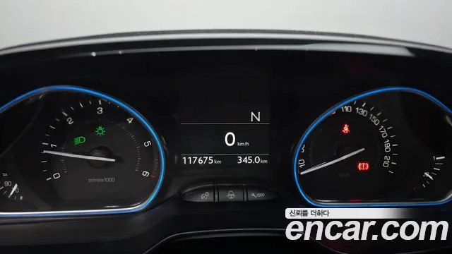 Peugeot 2008 2015 thumb 8