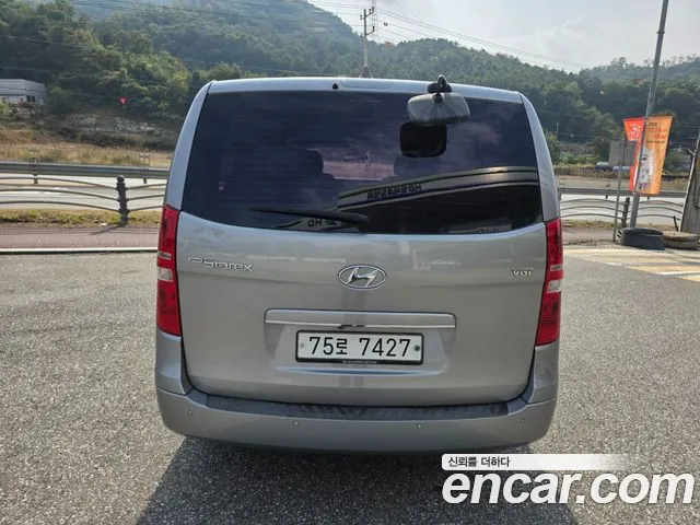 Hyundai Starex 2017 thumb 5