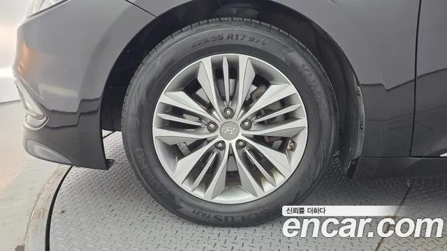 Hyundai Grandeur 2017 thumb 5