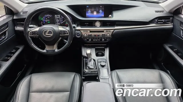 Lexus ES 2016 thumb 6