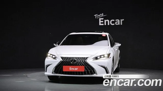 Lexus ES 2023 thumb 3